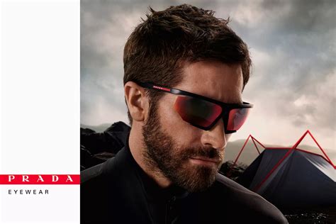 cartelli pubblicita occhiali prada sole|Campagna pubblicitaria Prada Linea Rossa eyewear 2021.